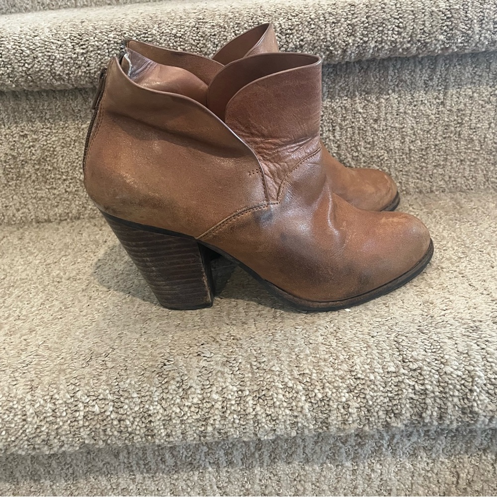 Leather Heeled Bootie - Picture 4 of 6